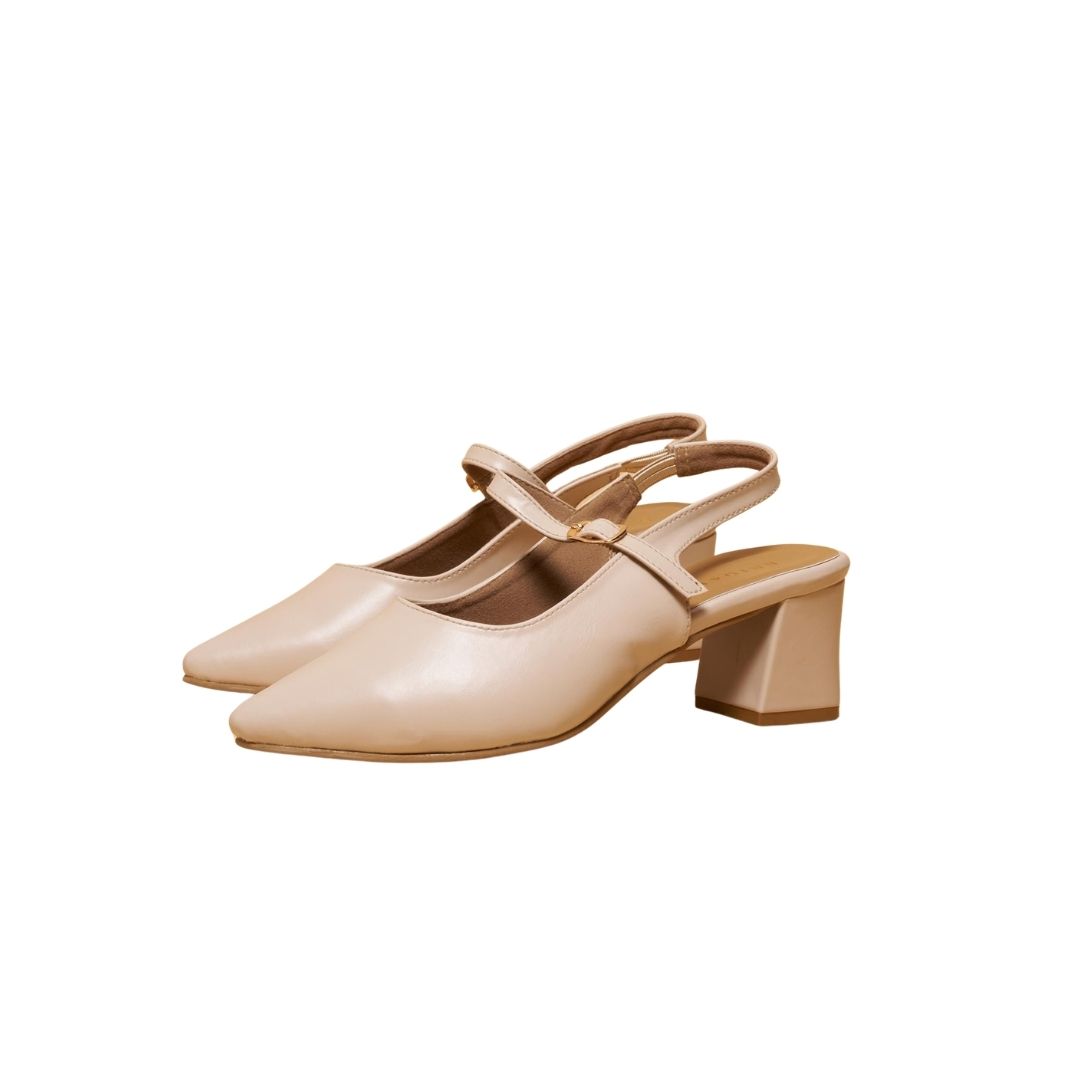 Nude slingbacks